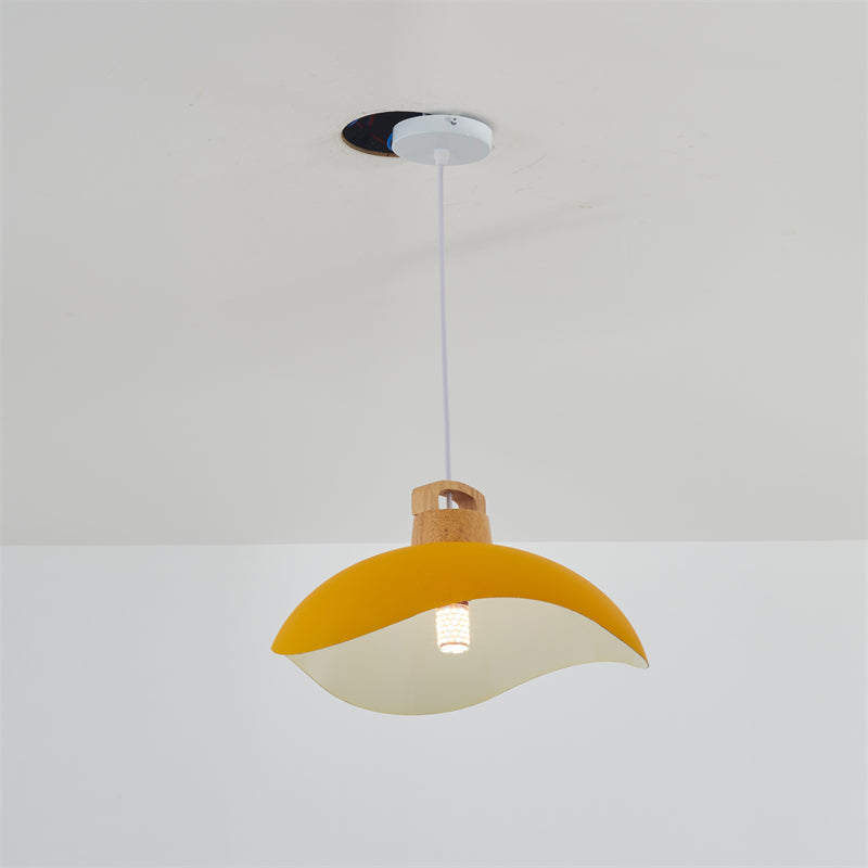 ElegantLuxe - Vintage Pendant Light in Black Metal