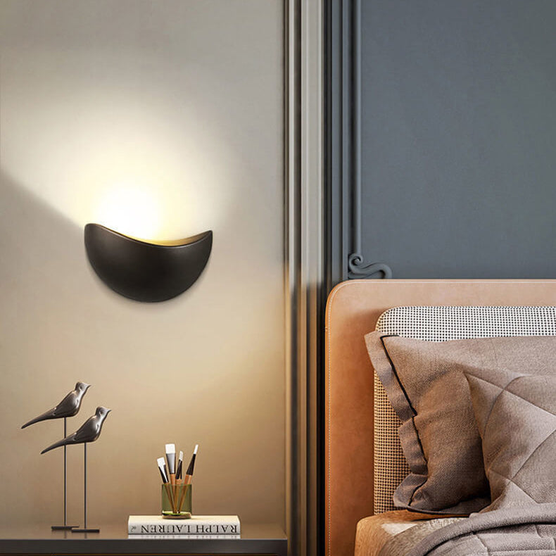 Luminia - Creative Minimalist Half-Round Aluminium LED Wall Lamp
