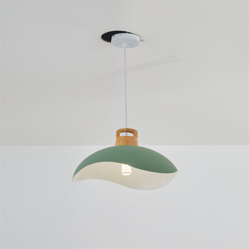 ElegantLuxe - Vintage Pendant Light in Black Metal