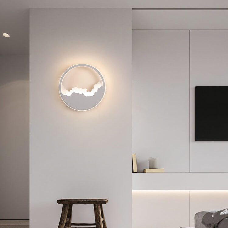 WaveGlow - Modern Oval LED Wall Lamp in Iron with Refined Wave