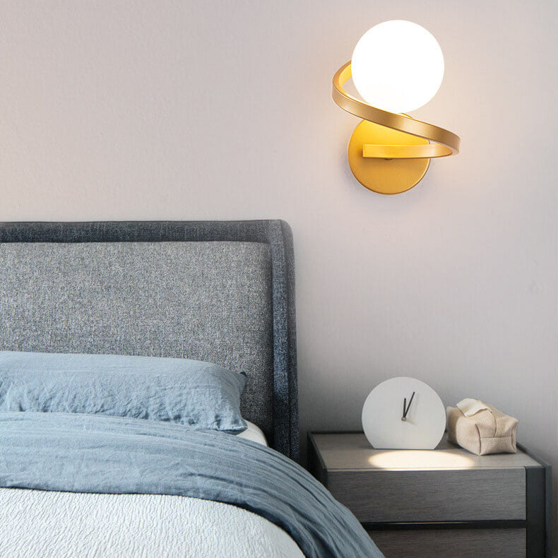 GlowFlex - Modern Curved Minimalist Wall Lamp made of Iron