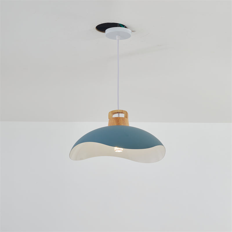 ElegantLuxe - Vintage Pendant Light in Black Metal