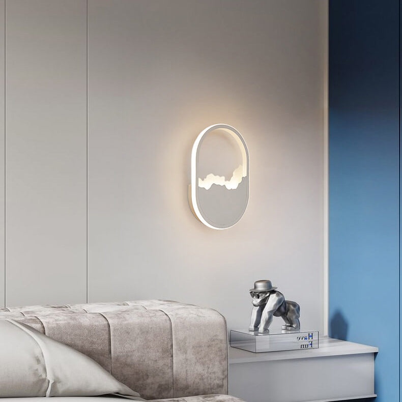 WaveGlow - Modern Oval LED Wall Lamp in Iron with Refined Wave