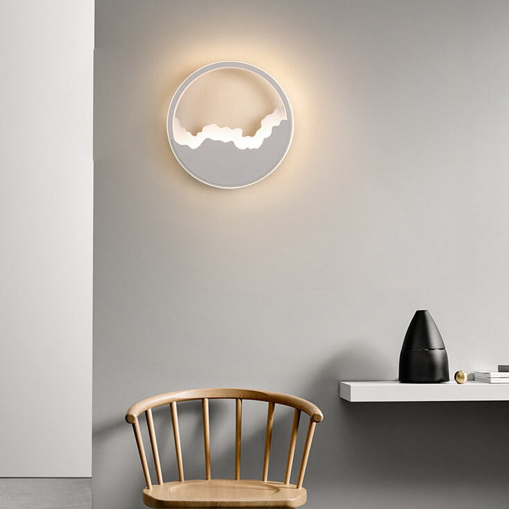 WaveGlow - Modern Oval LED Wall Lamp in Iron with Refined Wave