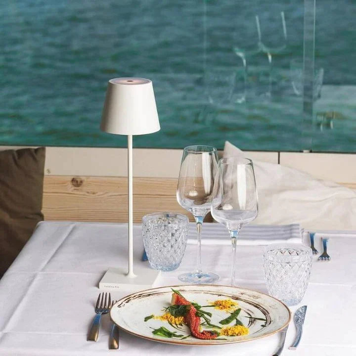 LuxaGlow - Luxe Wireless Table Lamp