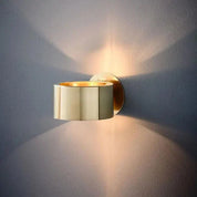 Natura - Wall Lamp with Sleek Design