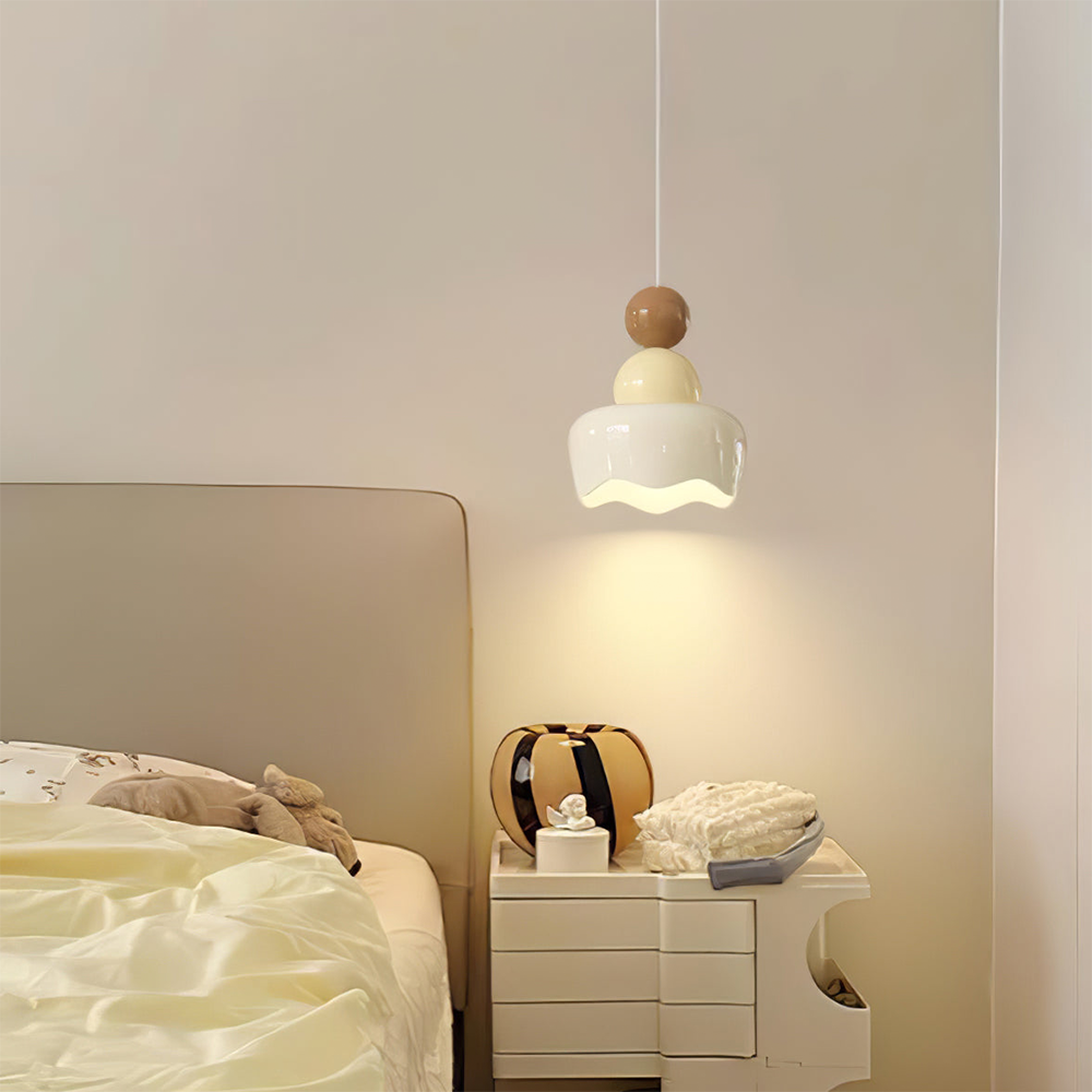 Romantic Pendant Light for the Bedroom - Sun Inspiration