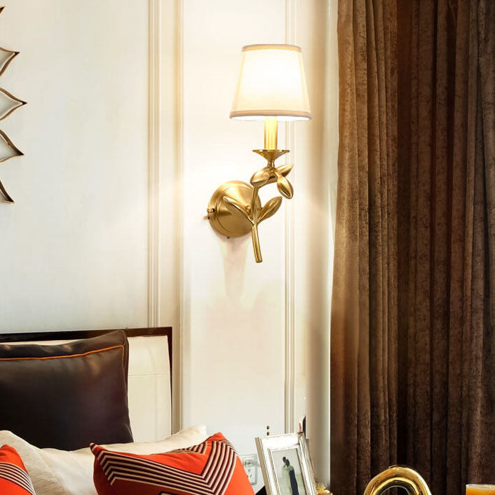 LumiFlora - Modern wall lamp with 1 arm and fabric plant motif