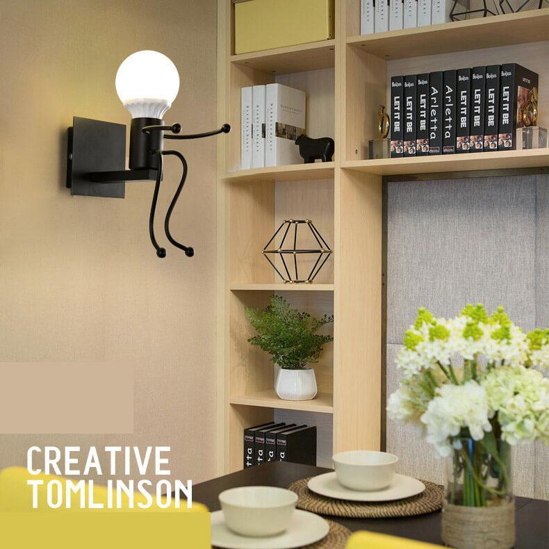 ArtiVillain - Forge Iron Wall Lamp with 1 Light