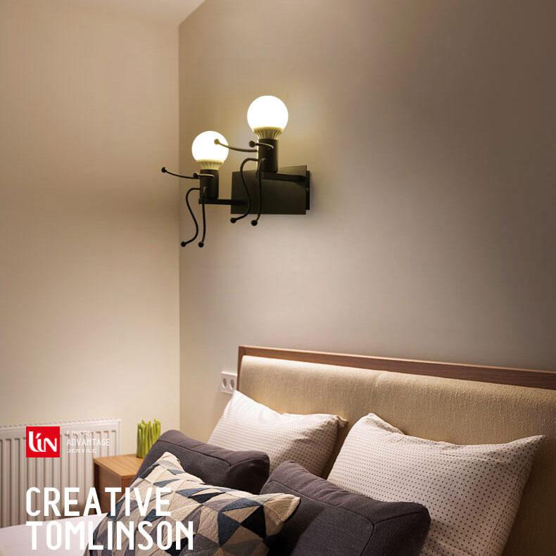 MetalMaster - Robot Wall Lamp Made of Wrought Iron