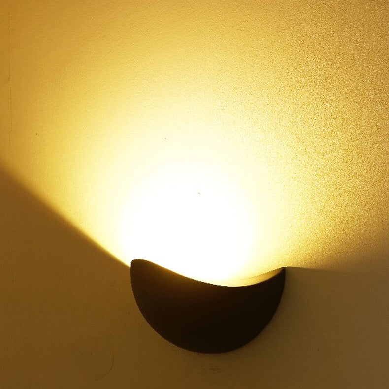 Luminia - Creative Minimalist Half-Round Aluminium LED Wall Lamp