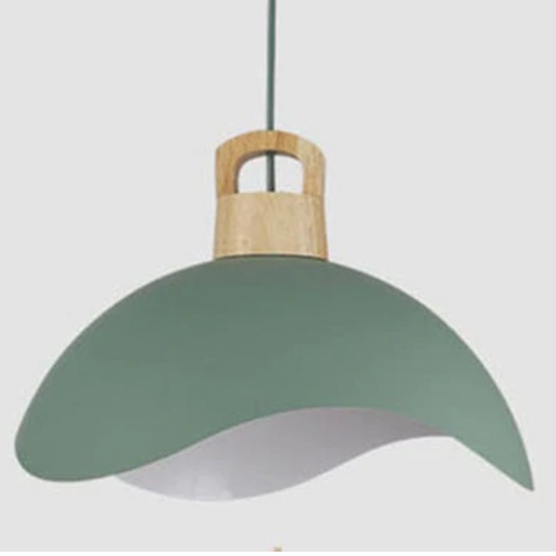 ElegantLuxe - Vintage Pendant Light in Black Metal