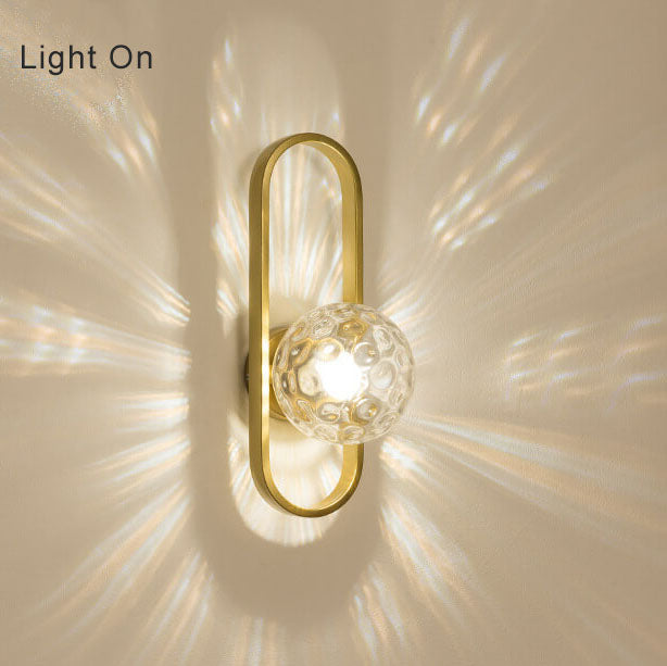 Light Circle - Modern wall lamp with glass globe and circular design