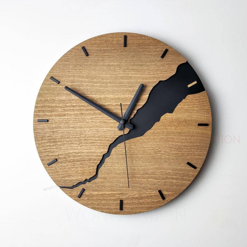 Wooden Luxury Watch - Stylish Timekeeping for a Refined Look!