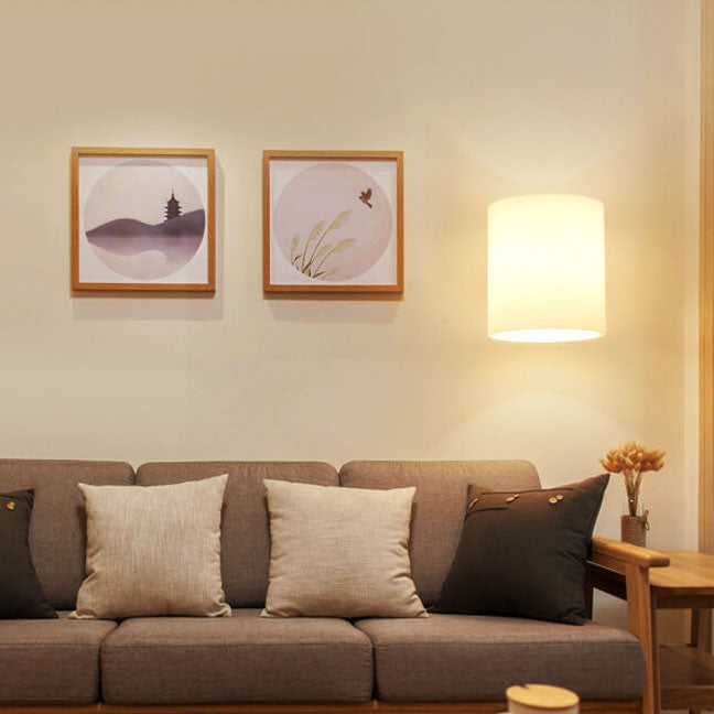 GloBrite - Modern wall lamp in cylindrical shape with 1 light