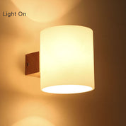 GloBrite - Modern wall lamp in cylindrical shape with 1 light