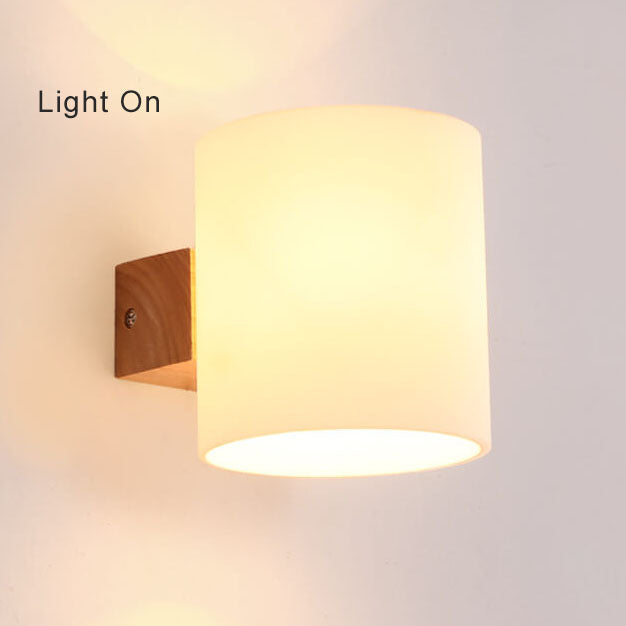 GloBrite - Modern wall lamp in cylindrical shape with 1 light