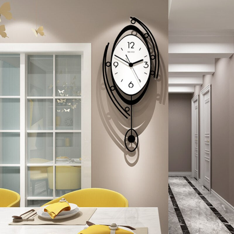 VinylClock - Stylish Wall Clock Made from Black Vinyl Records