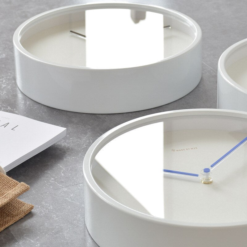 Nordic Minimalist Wall Clock - Stylish Time Display for Any Interior!