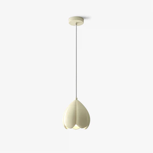 Cream French Style Chandelier – Rustic Elegance for Your Home