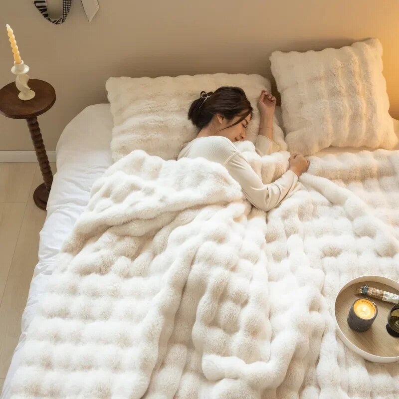 SnuggleSoft | Warm Plush Blankets