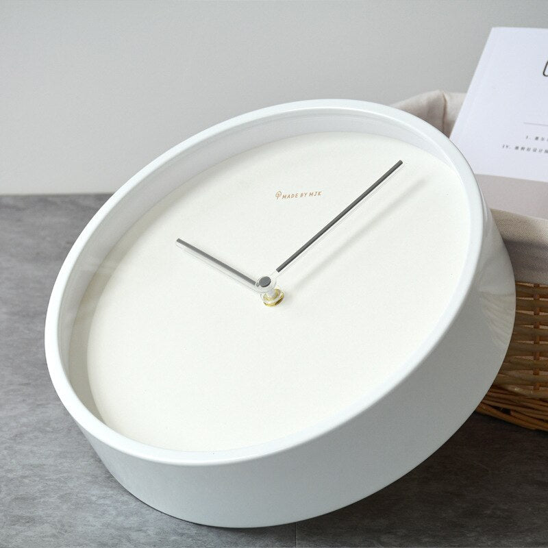 Nordic Minimalist Wall Clock - Stylish Time Display for Any Interior!
