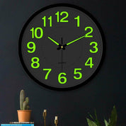 LumiKlok - Glow-in-the-dark wall clock made of plastic