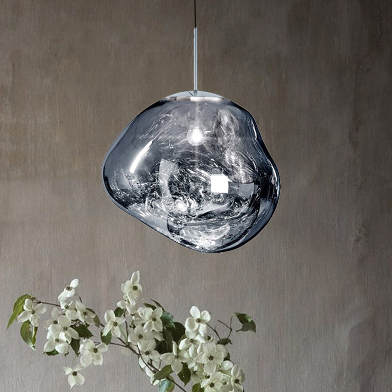 RadiantElegance – Modern Ceiling Light in Glass for the Kitchen