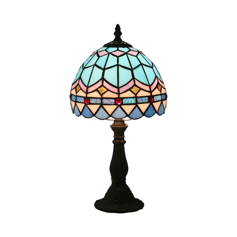 LightBreeze - Tiffany-style lamp made of coloured glass with lead lines