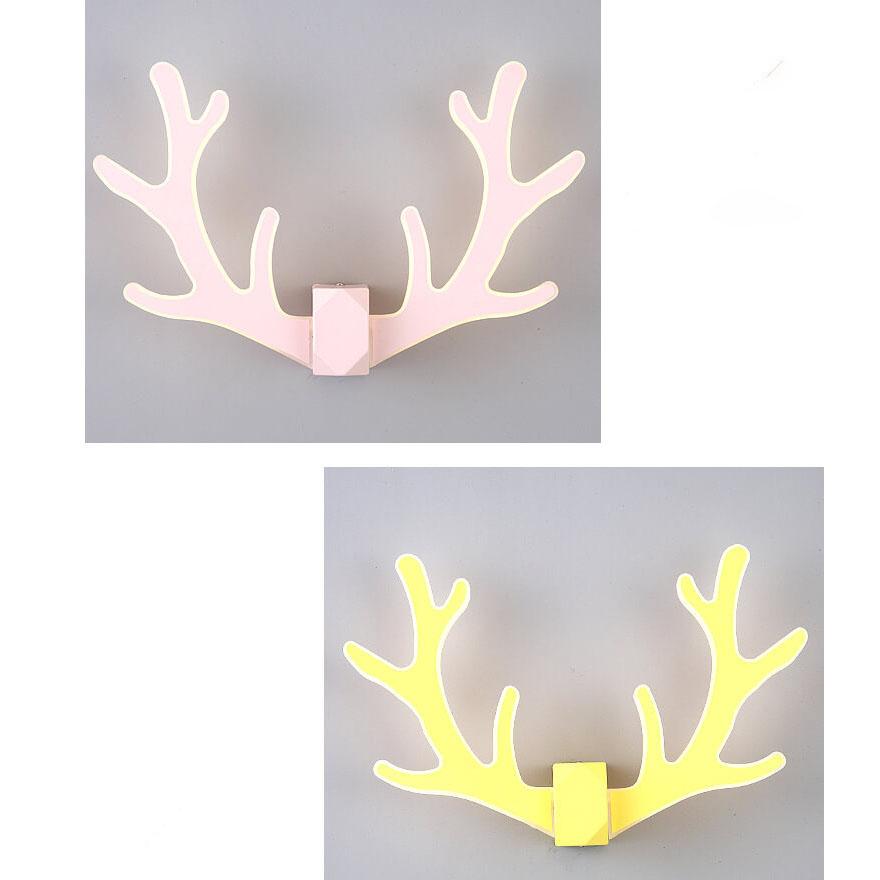 GeweiGlow - Simple antler-shaped wall lamp with 1 LED arm