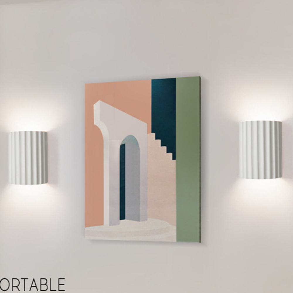 Luminara Curve - Semi-Circular Wall Lamp