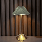 GloLicht - Modern and Wireless Table Lamp