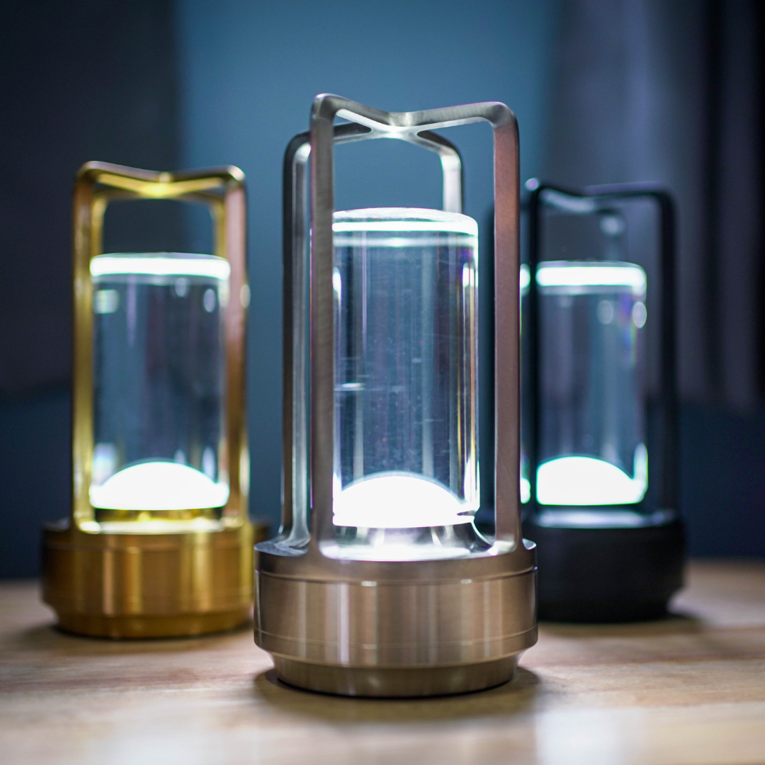 SereneGlow - Elegant Crystal Lamp