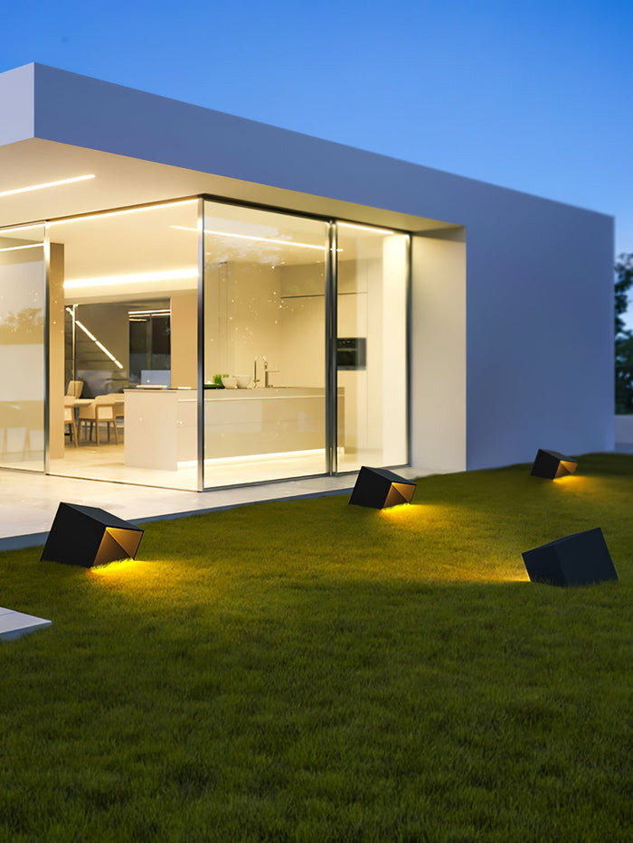 Cube - Solar Garden Lamp