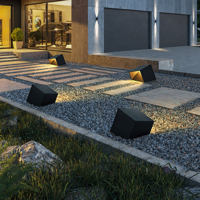 Cube - Solar Garden Lamp