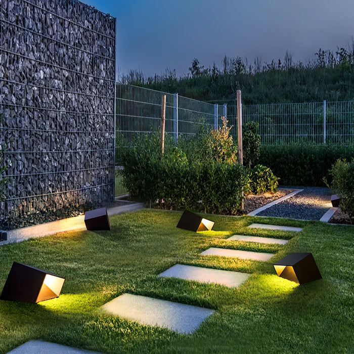 Cube - Solar Garden Lamp