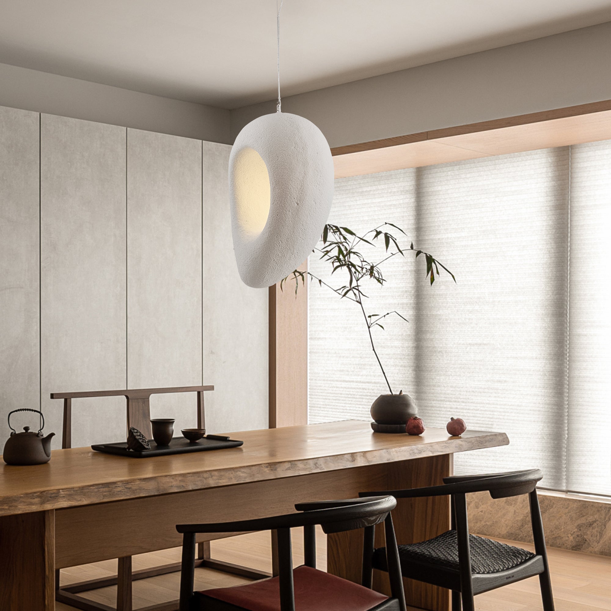 LustreElegant - Chic Pendant Light