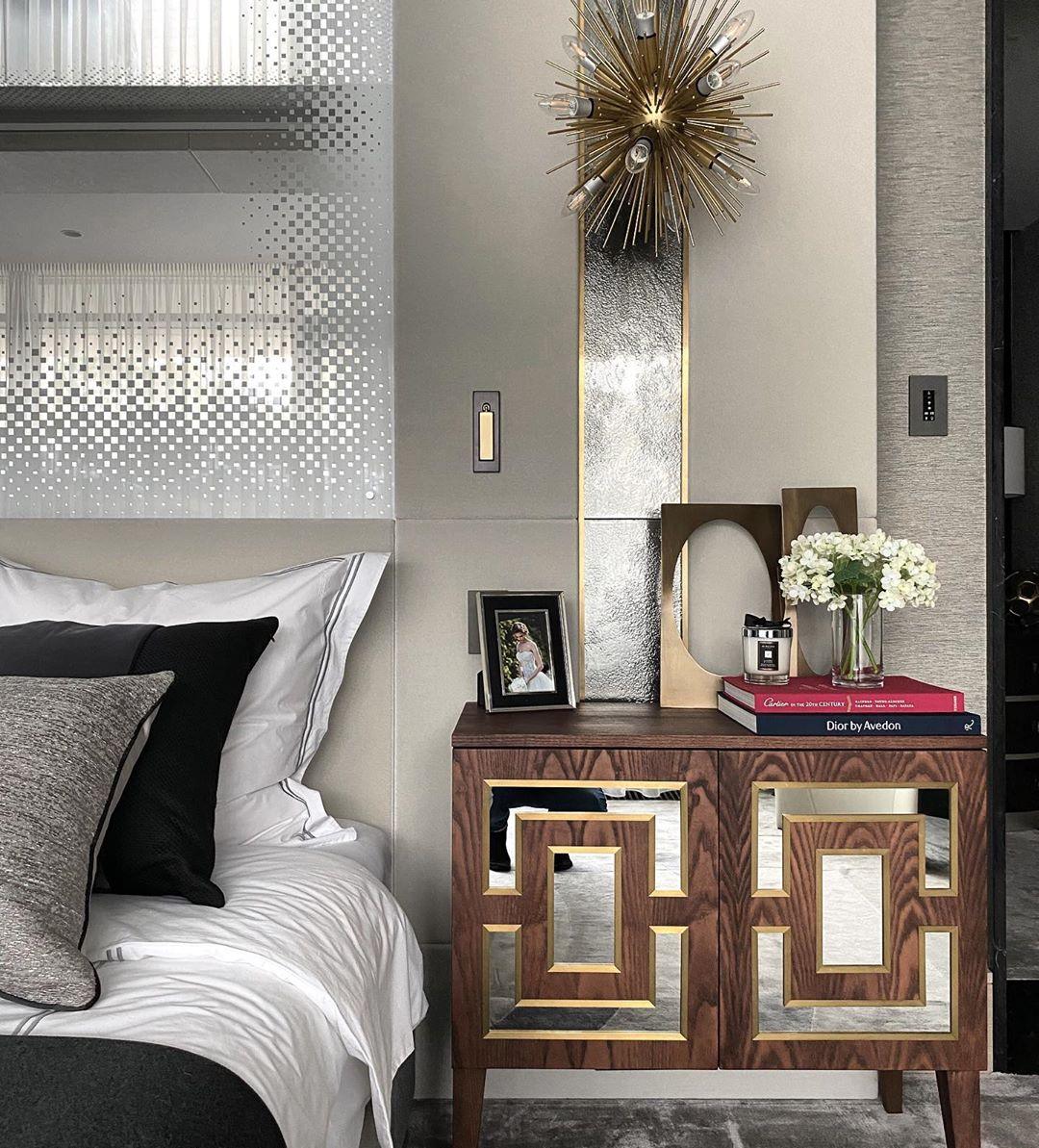 Embedded – Built-in Wall Lamp for the Night