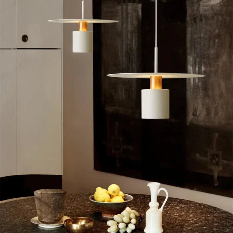 Linear – Elegant and Sleek Pendant Light