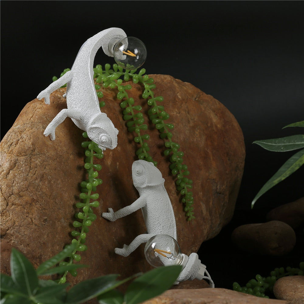 LizarLamp - Gecko Table Lamp