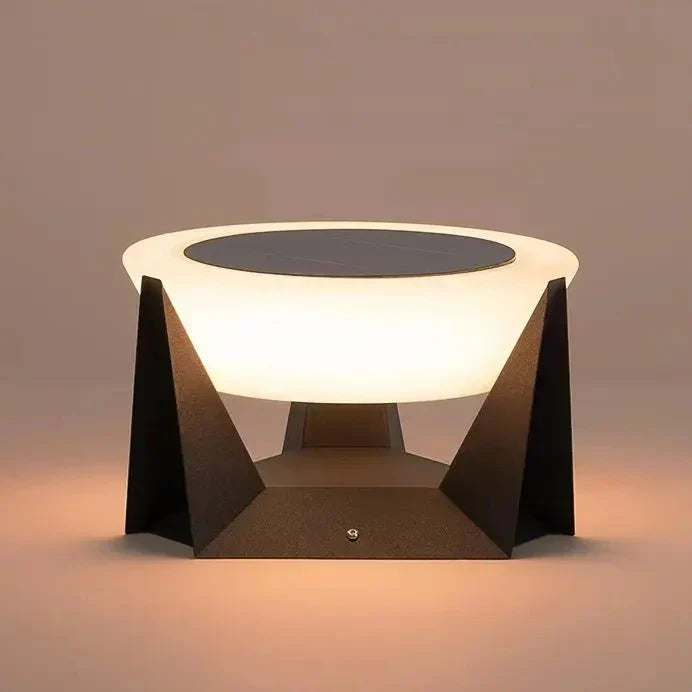 Sunlander - Elegant Solar Outdoor Light