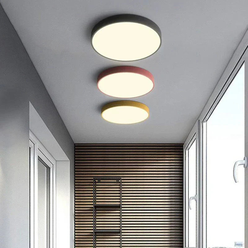 SpectraStyle - Colourful Lamp