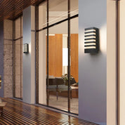 AlumiLuxe - Modern Aluminium Lamp