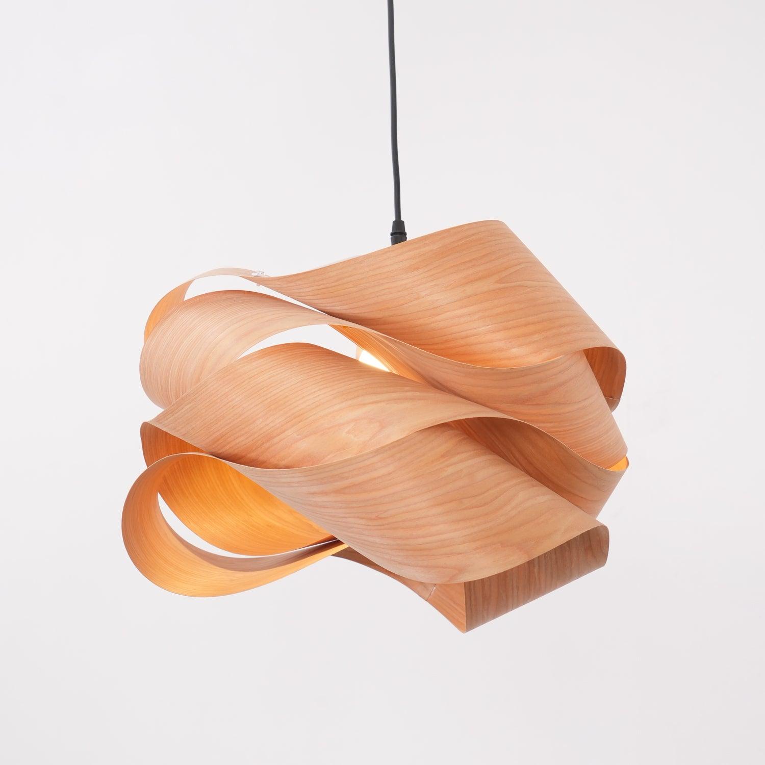 Linka - Elegant Pendant Light