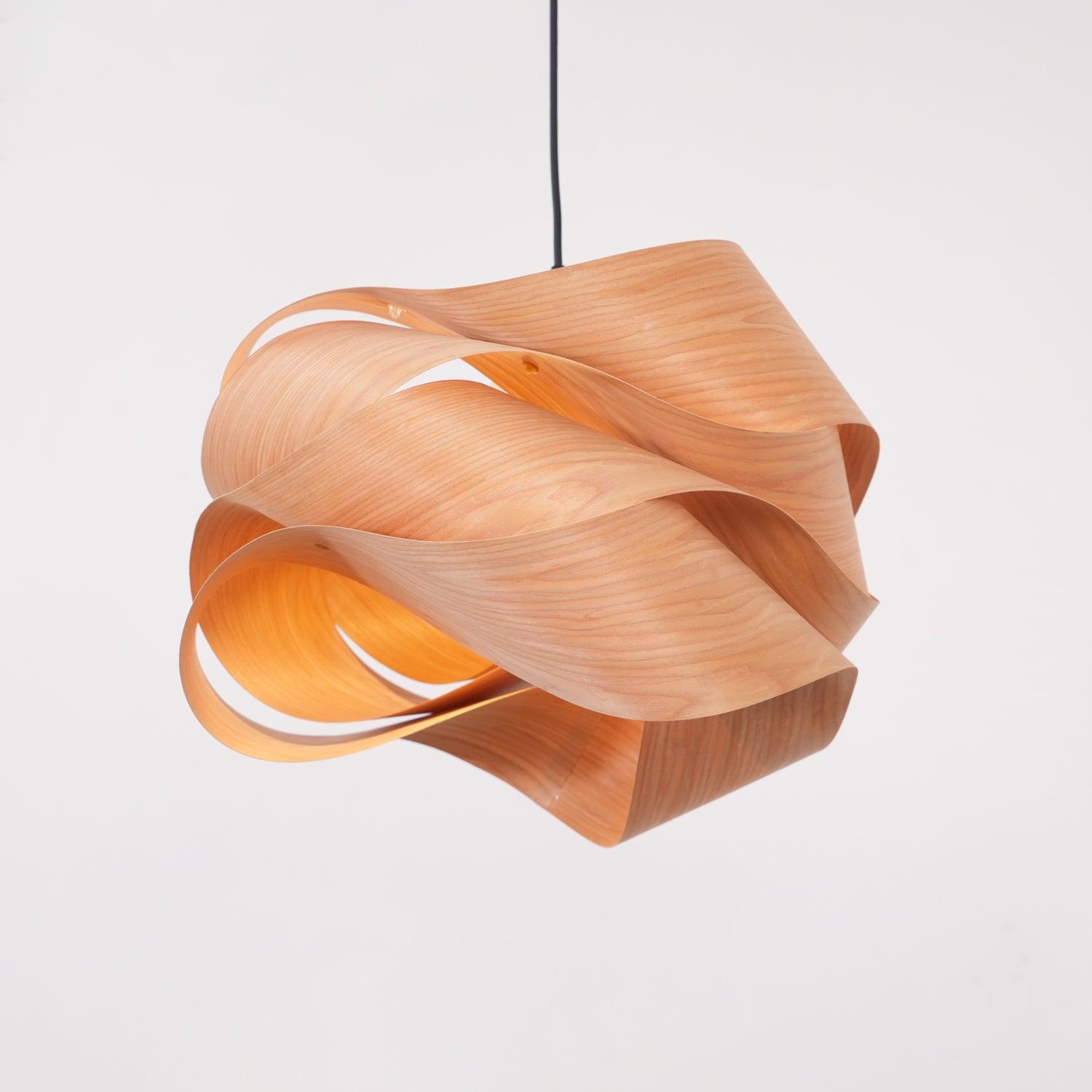 Linka - Elegant Pendant Light