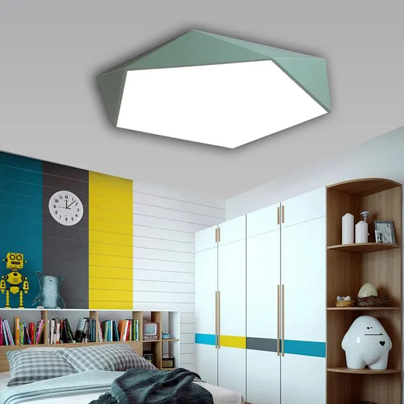LuminaPolygon - Pentagonal Ceiling Lamp Macaron