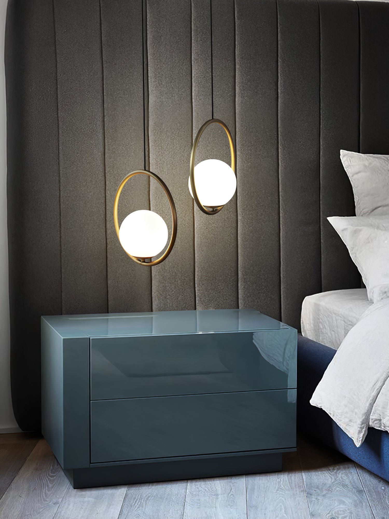 Mila - Elegant and Modern Pendant Light
