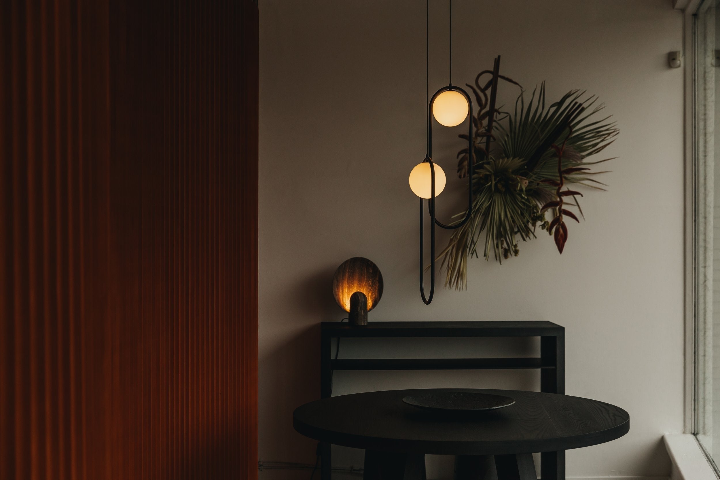 Mila - Elegant and Modern Pendant Light