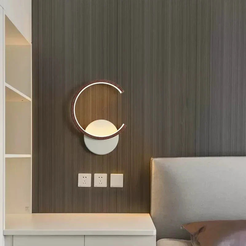 LUMIEDGE - Modern LED Wall Light