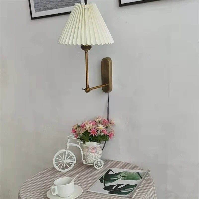 FoldedRadiance - Origami Wall Lamp with Pole